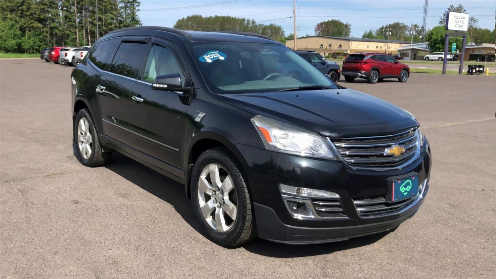 2013 Chevrolet Traverse — side profile view