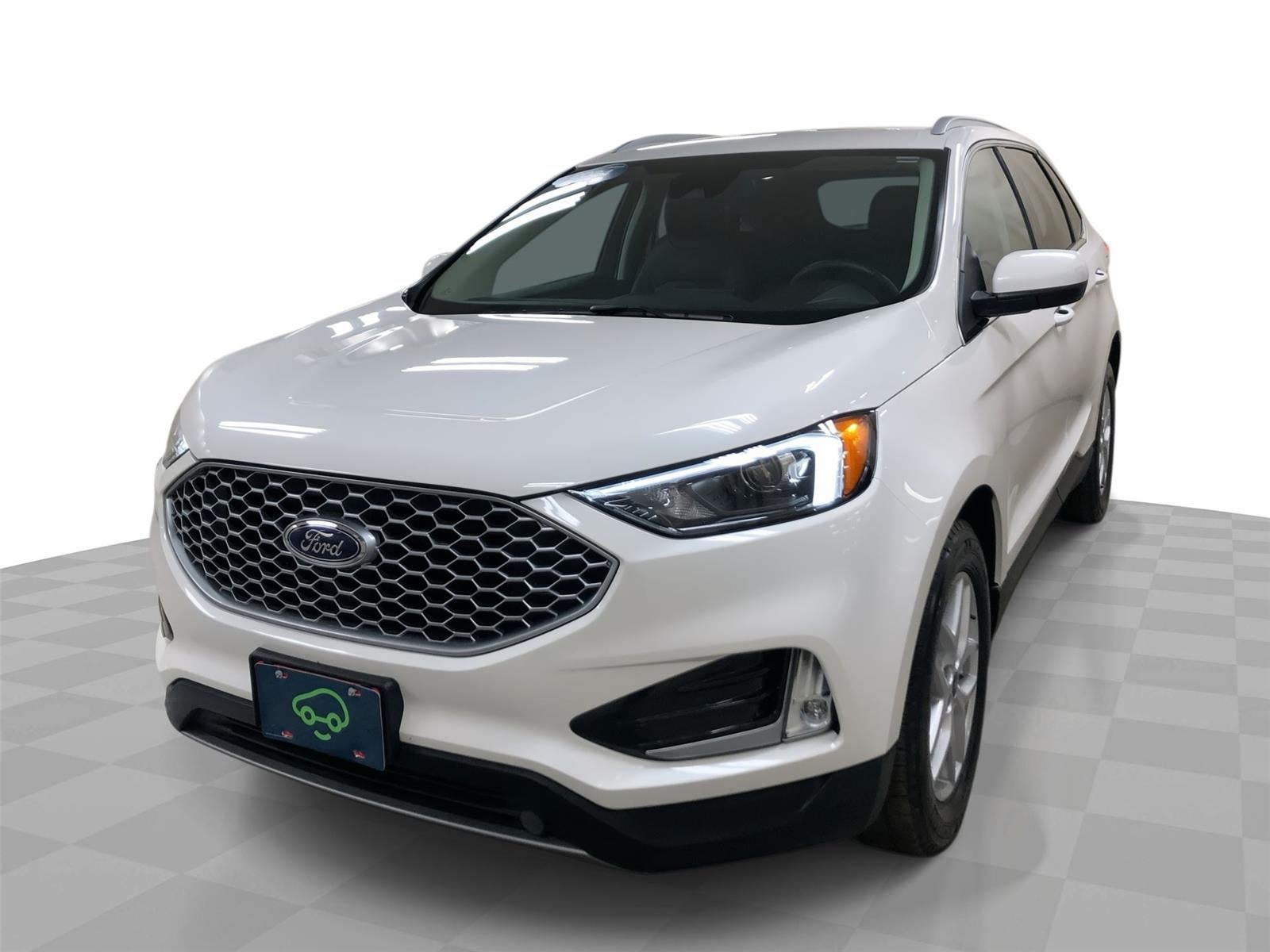 2024 Ford Edge SEL in White — front three-quarter view